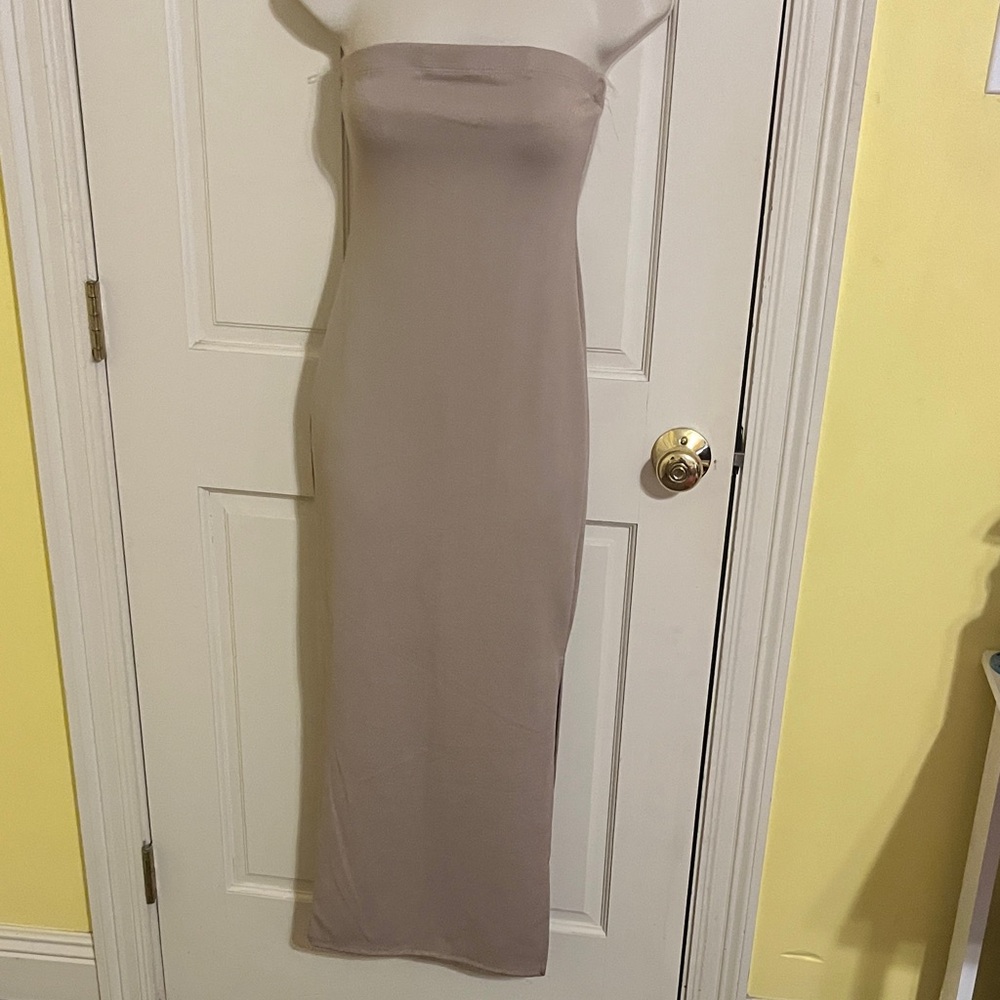 Heart Hips Strapless Taupe Dress